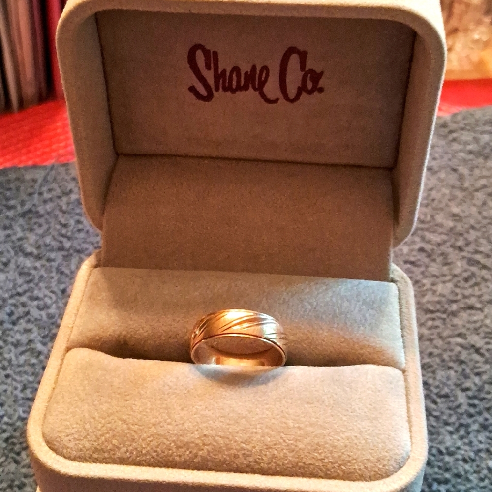 Vintage 1989,Certified,Like New,Genuine,14K,Yellow Gold,6MM,Engraved,Ring